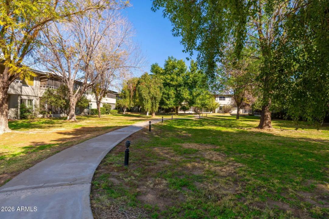 Real Estate Picture 35