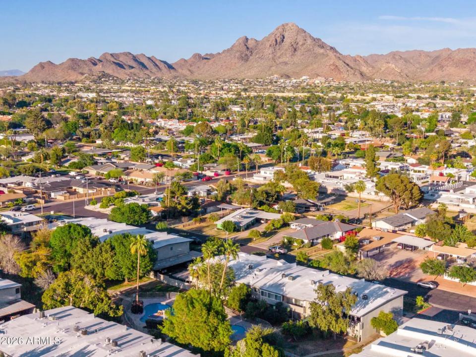 Real Estate Picture 42