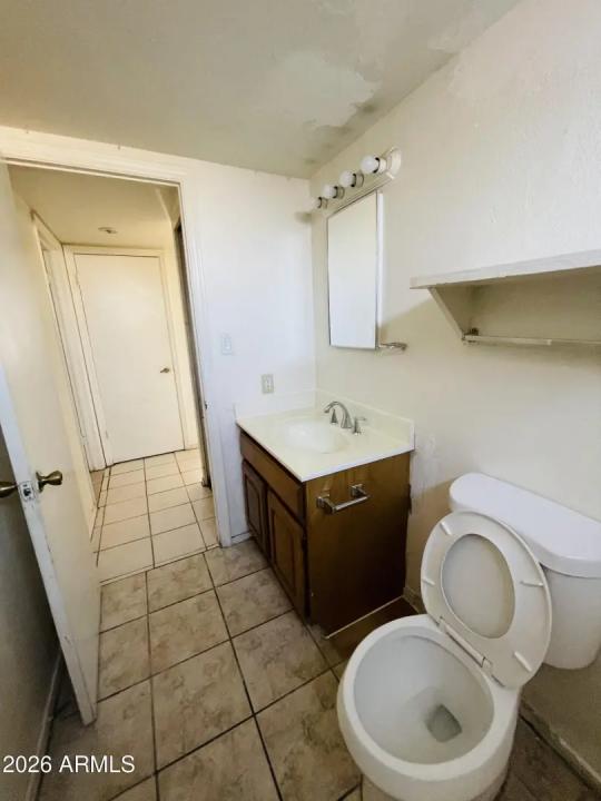 Real Estate Picture 11