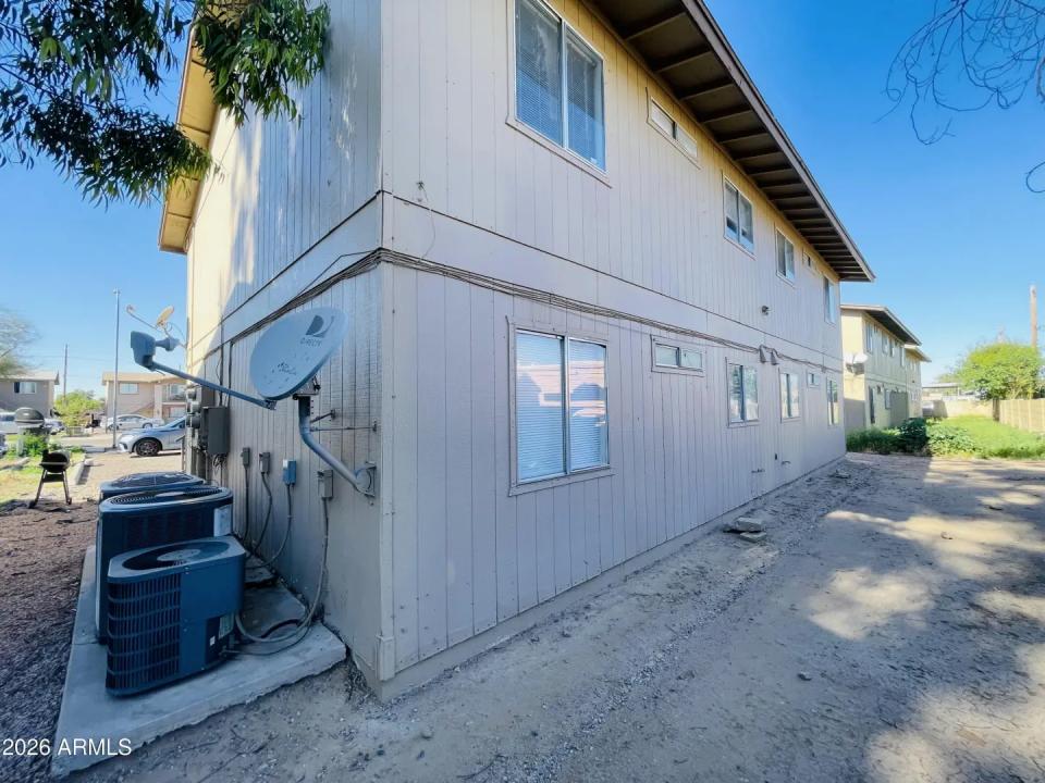 Real Estate Picture 34