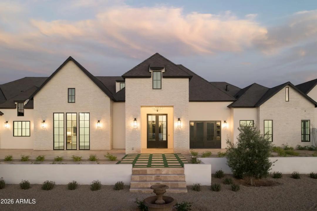 Real Estate Picture 2