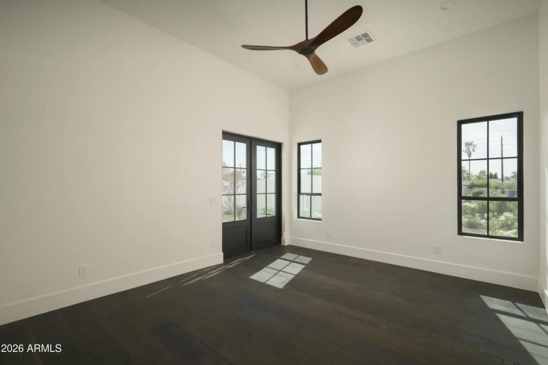 Real Estate Picture 44