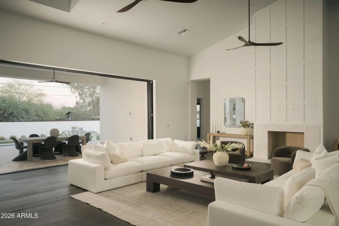 Real Estate Picture 21