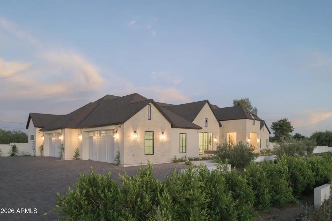 Real Estate Picture 6