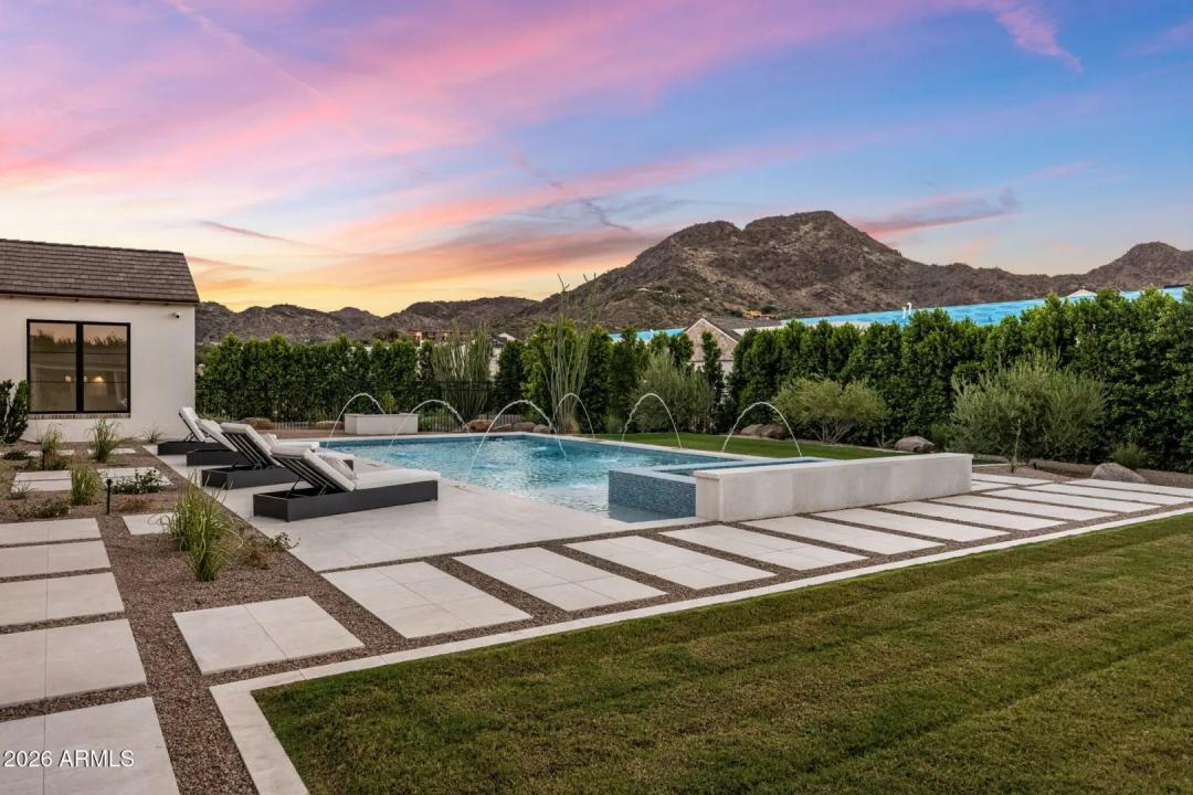 Real Estate Picture 36