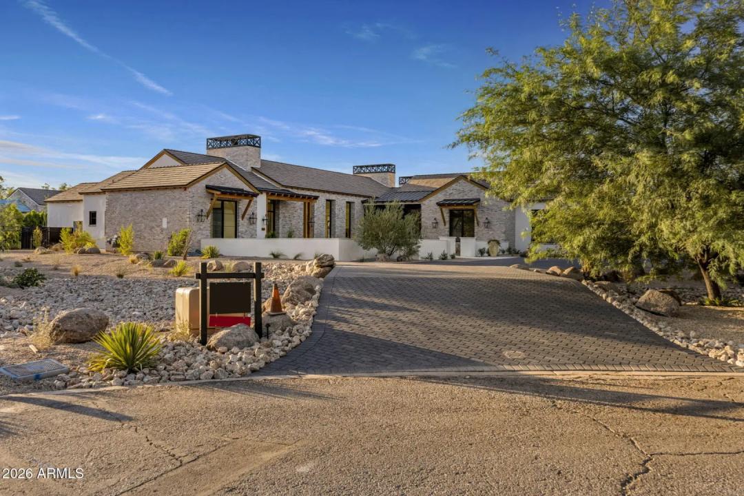 Real Estate Picture 34