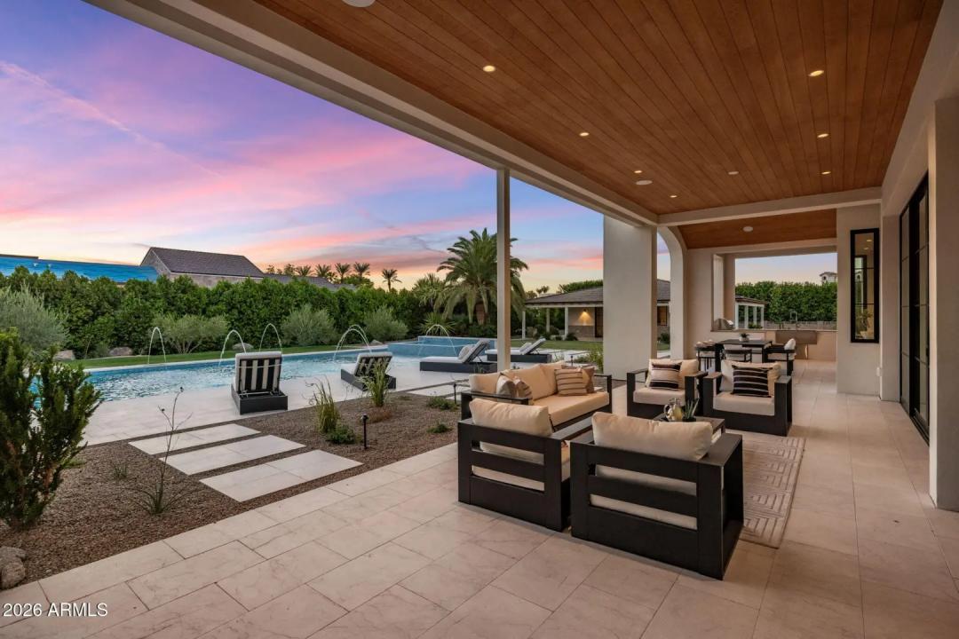 Real Estate Picture 37