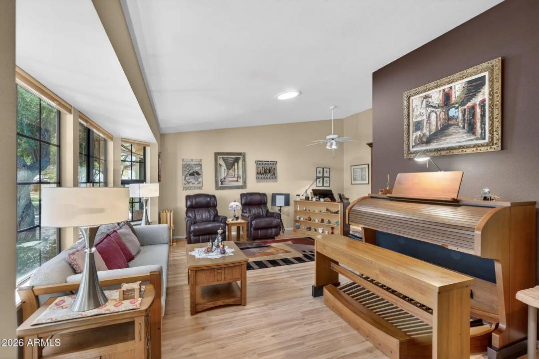 Real Estate Picture 2