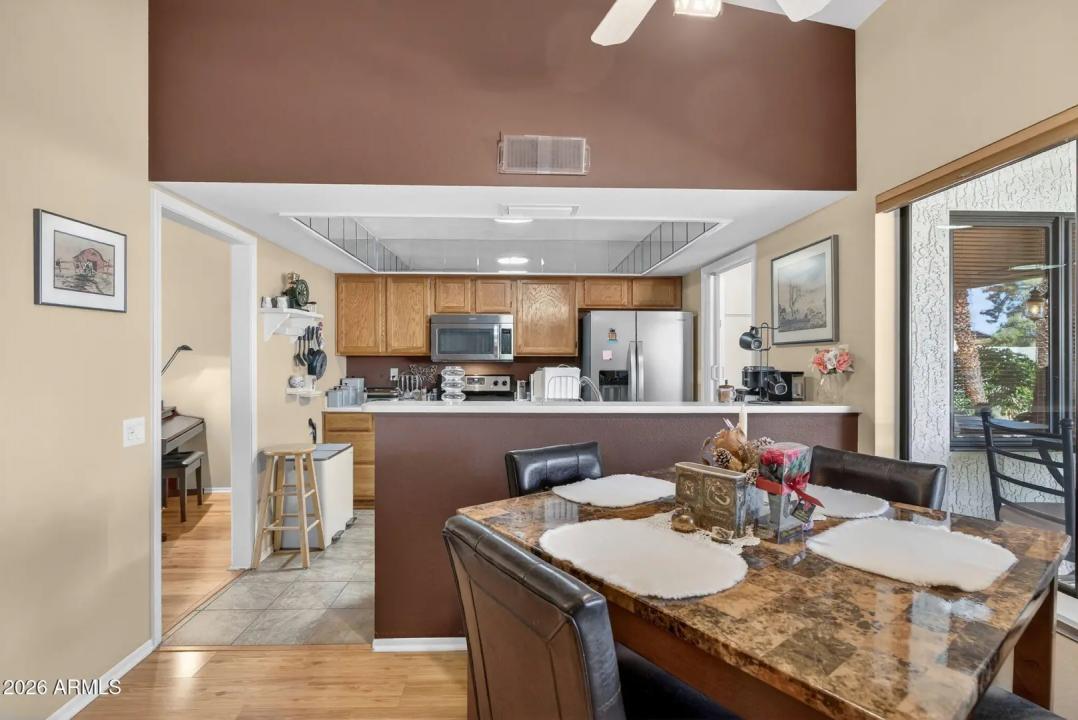 Real Estate Picture 16