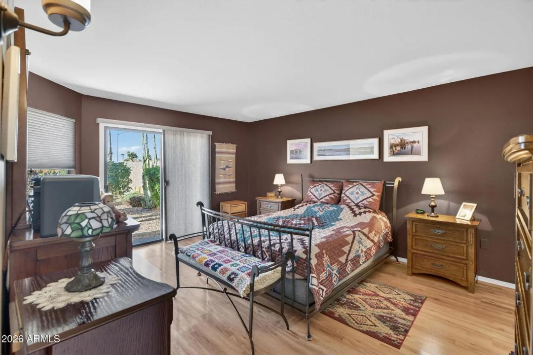 Real Estate Picture 20