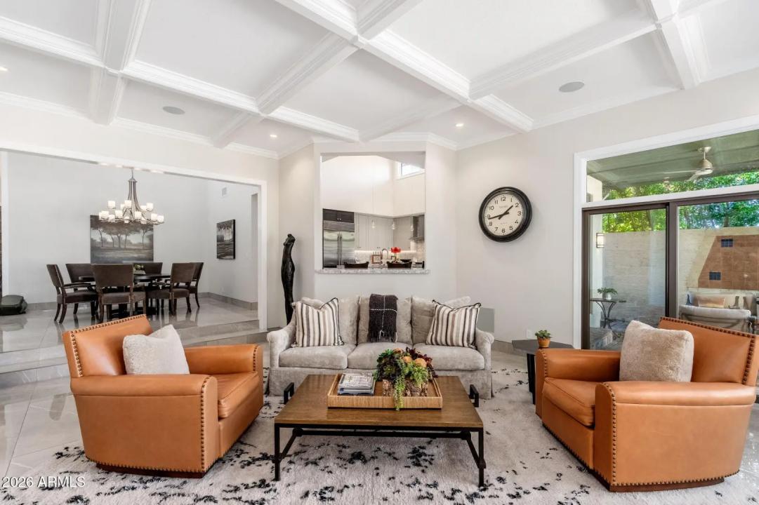 Real Estate Picture 3