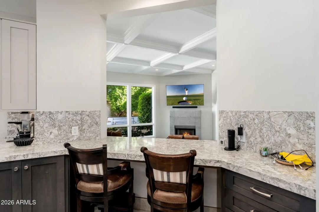 Real Estate Picture 15