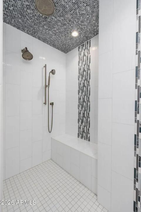 Real Estate Picture 23