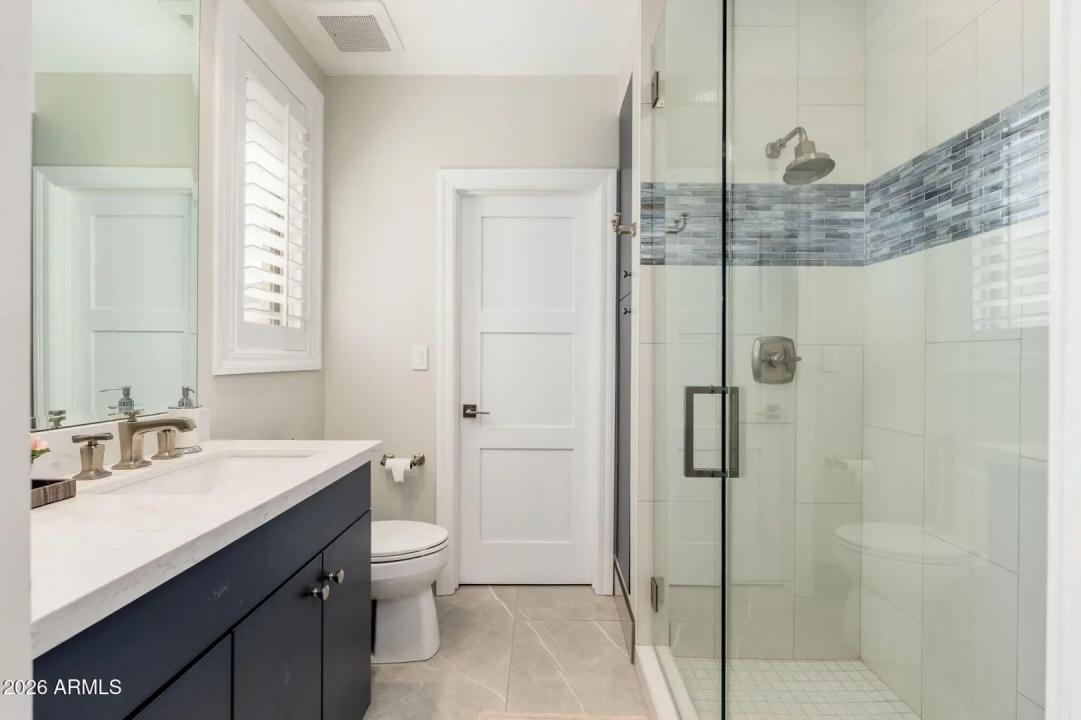 Real Estate Picture 30