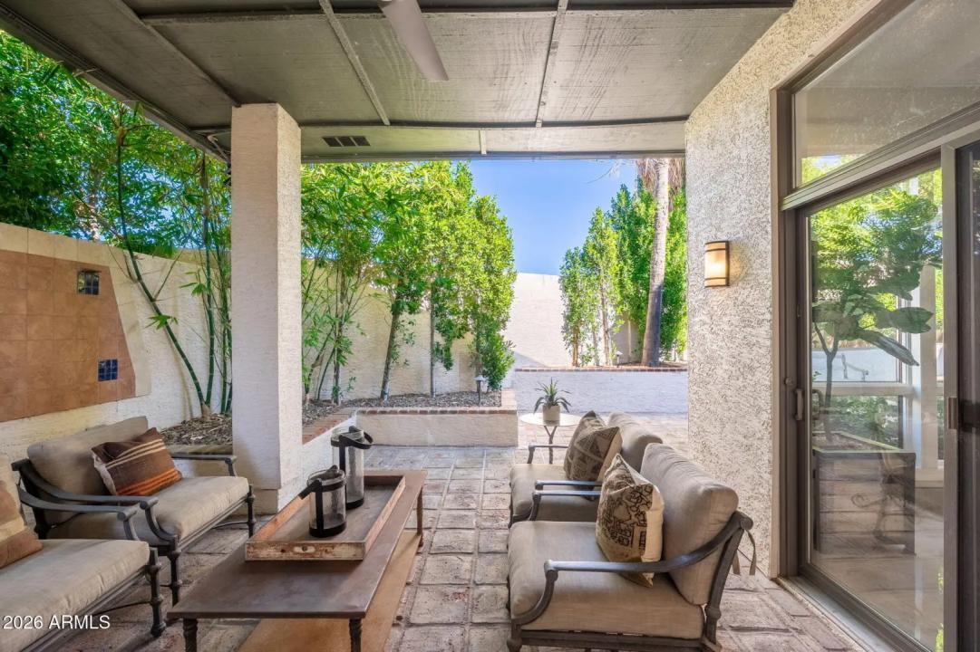 Real Estate Picture 33