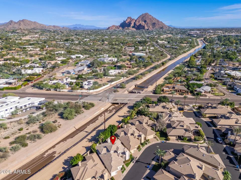 Real Estate Picture 39