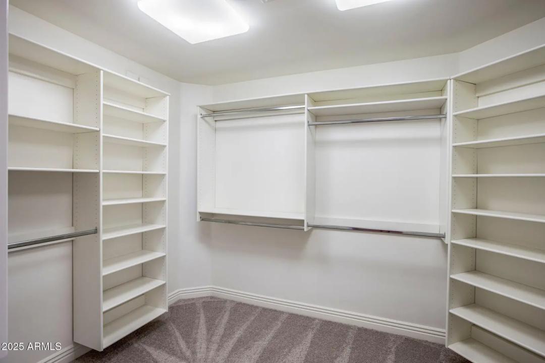 Real Estate Picture 21