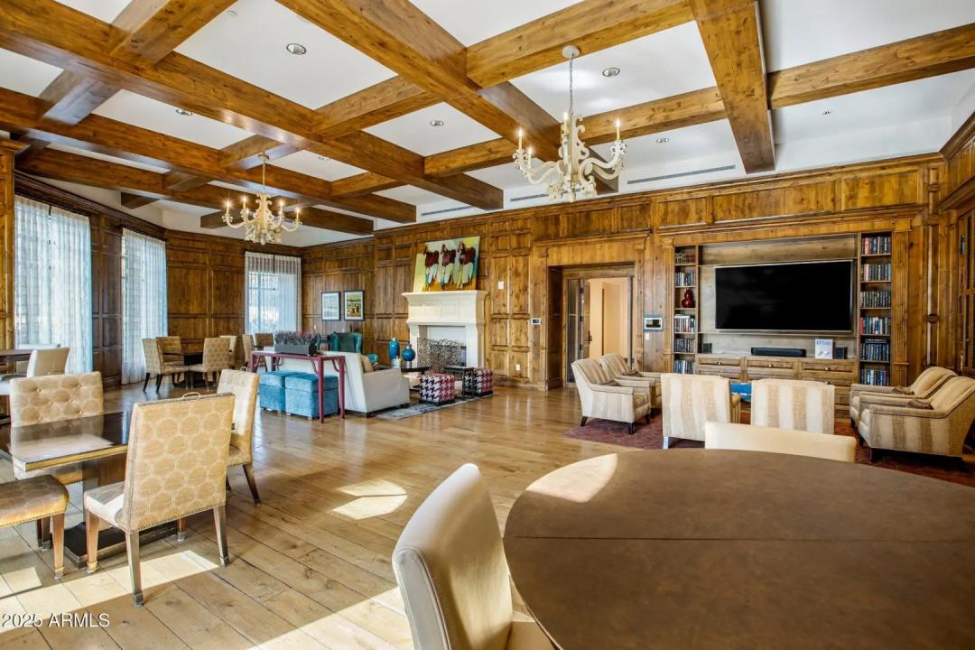 Real Estate Picture 32