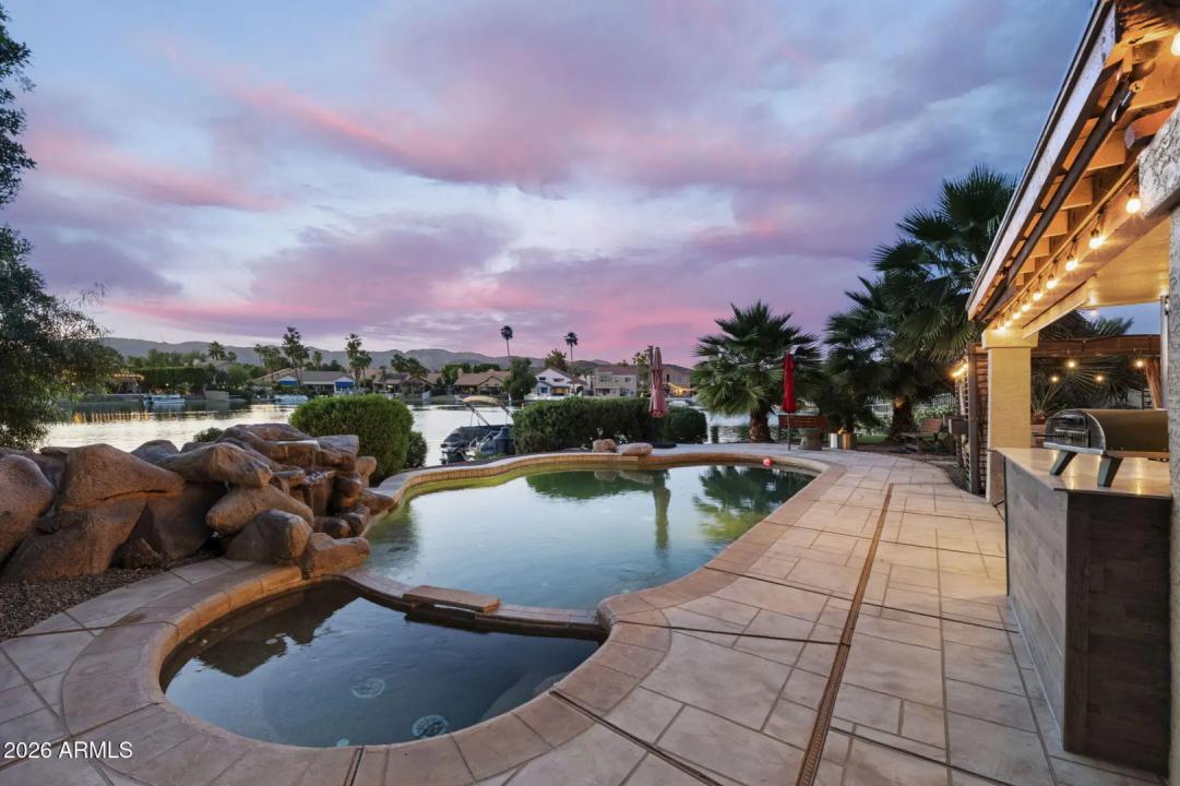 Real Estate Picture 43