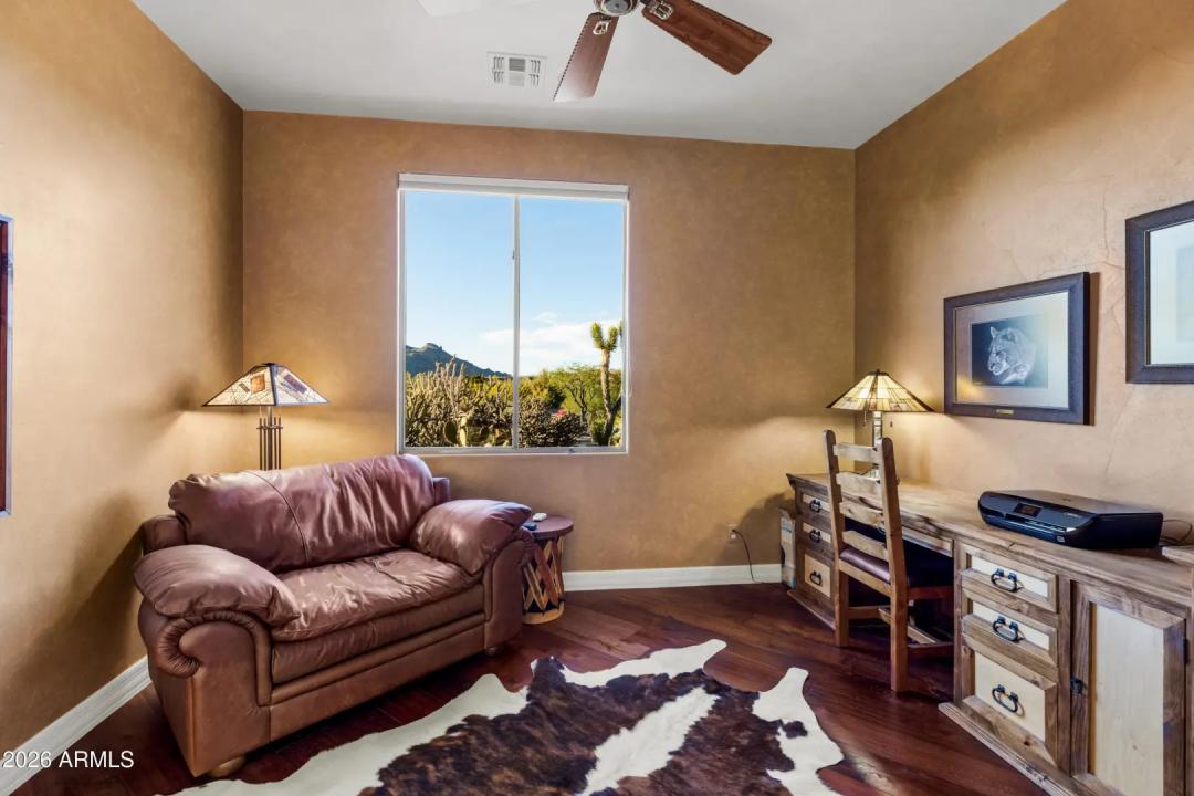 Real Estate Picture 25