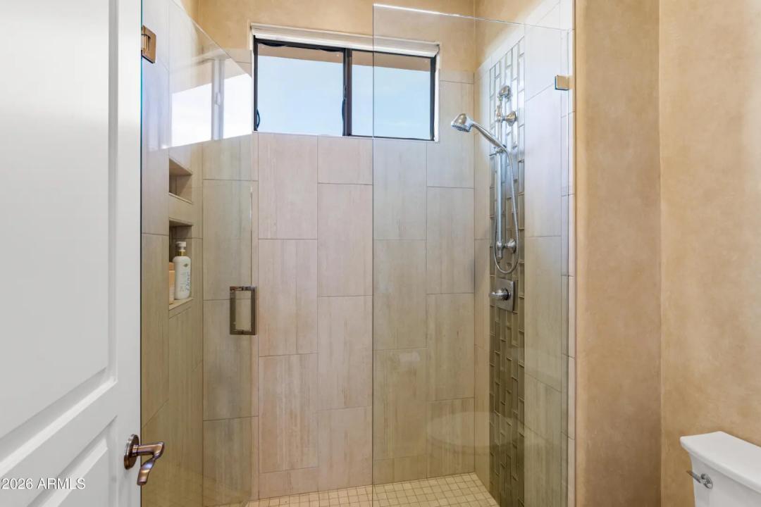 Real Estate Picture 29