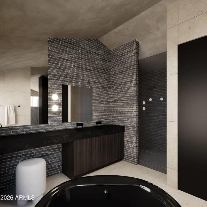 Real Estate Picture 16