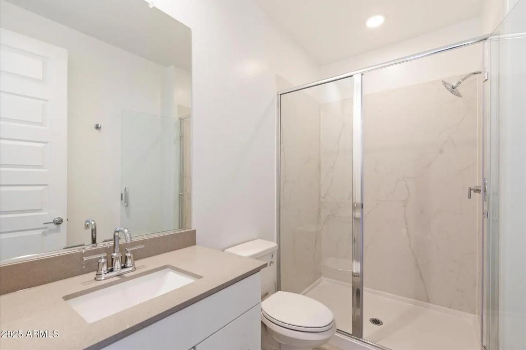 Real Estate Picture 15