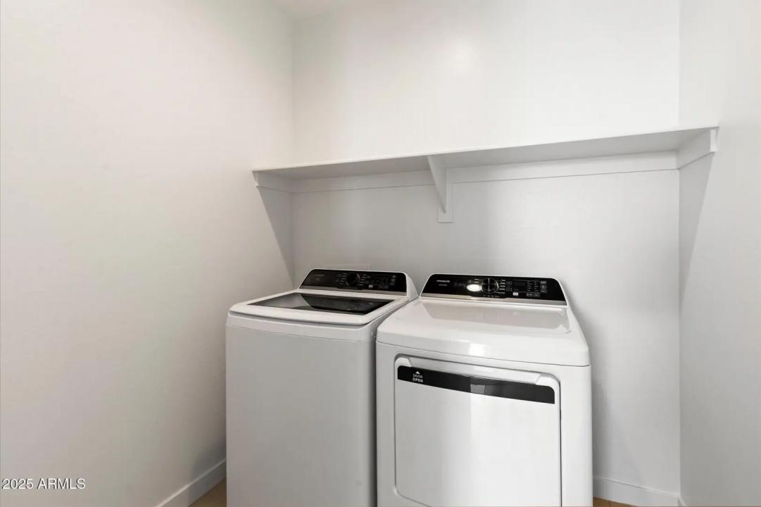 Real Estate Picture 10