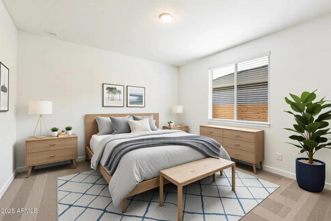 Real Estate Picture 14