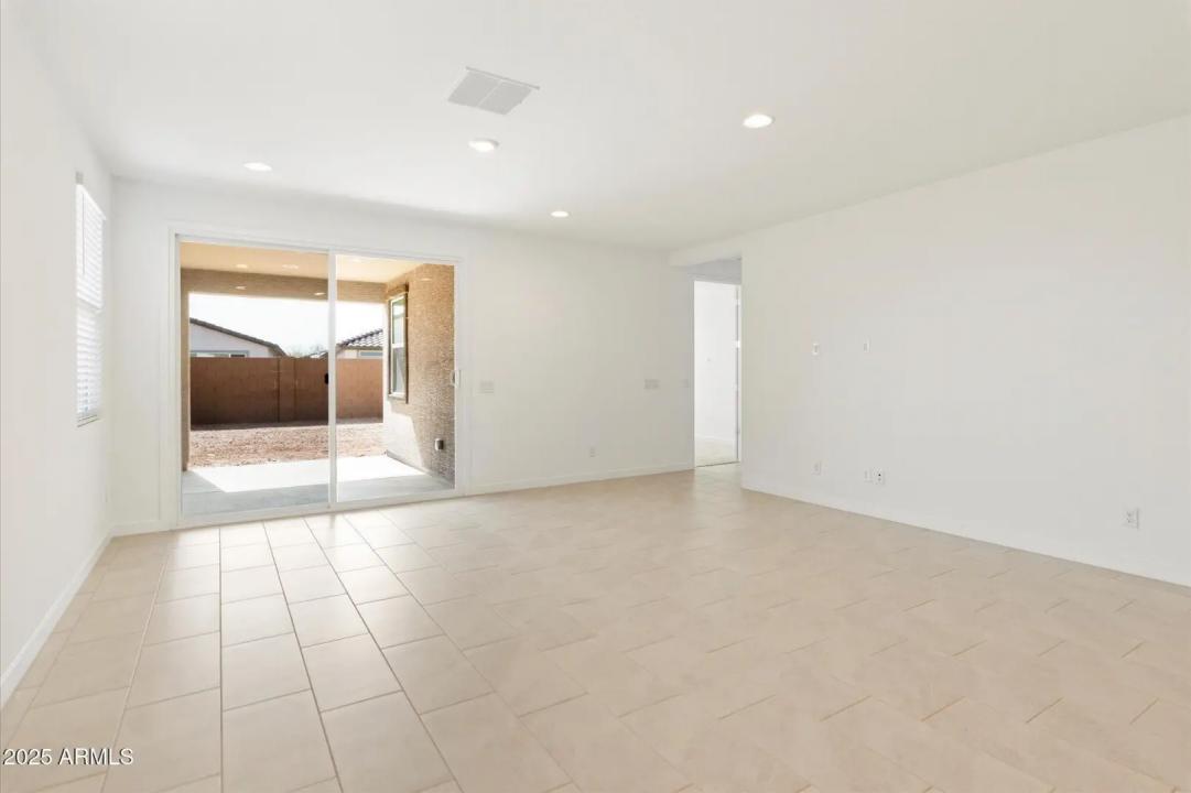 Real Estate Picture 21