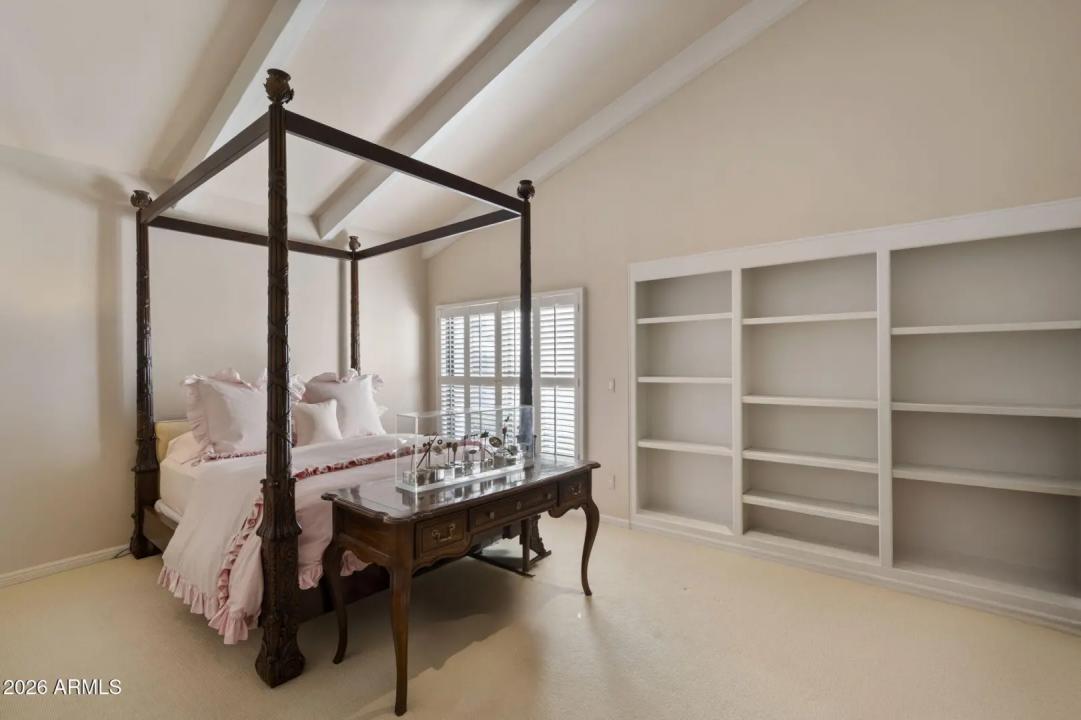 Real Estate Picture 35