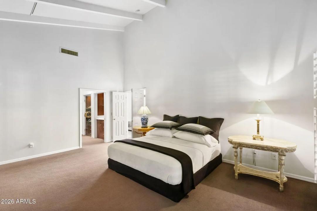 Real Estate Picture 27