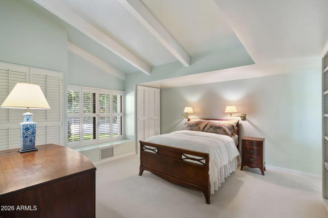 Real Estate Picture 37