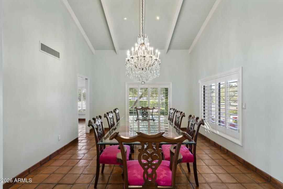 Real Estate Picture 13