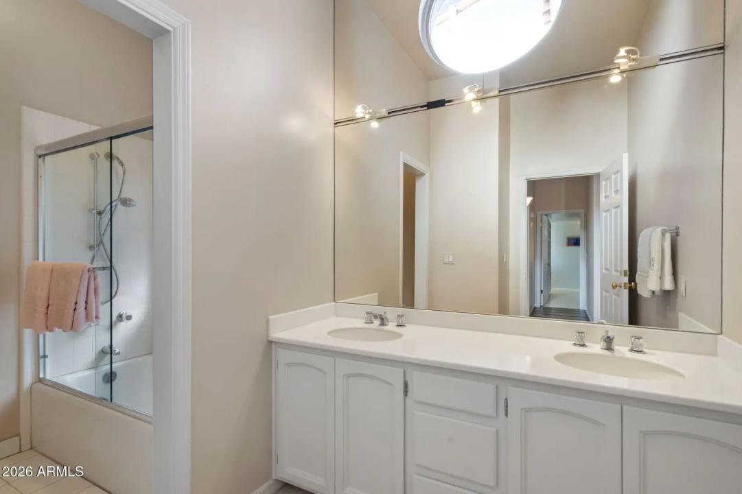 Real Estate Picture 36