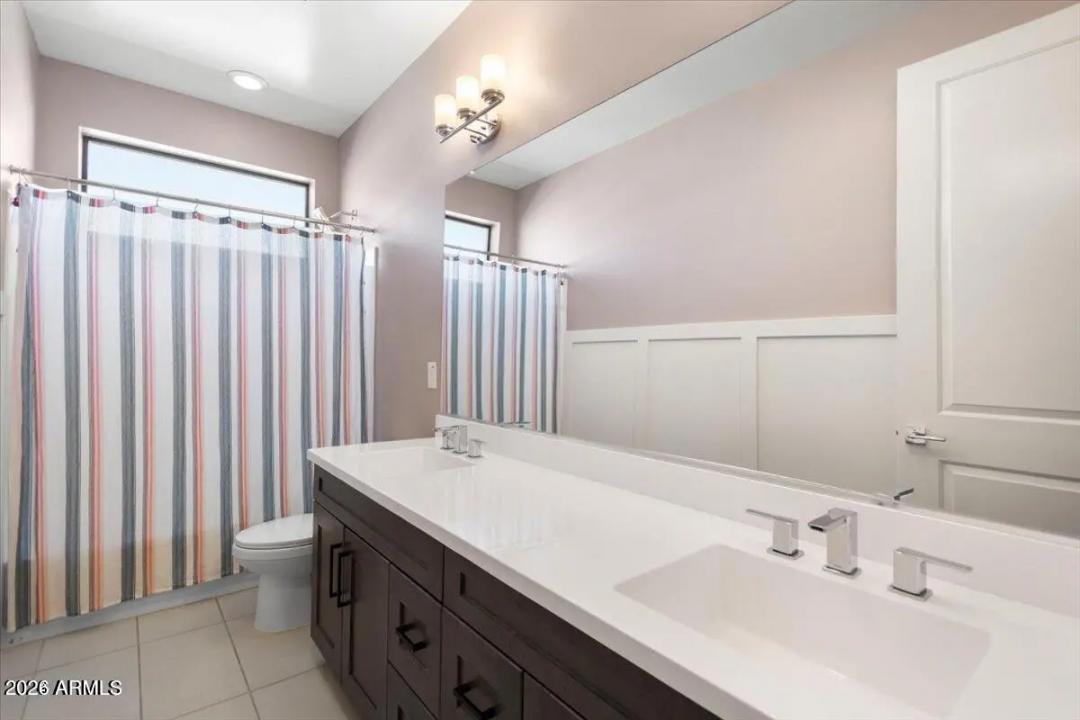 Real Estate Picture 22