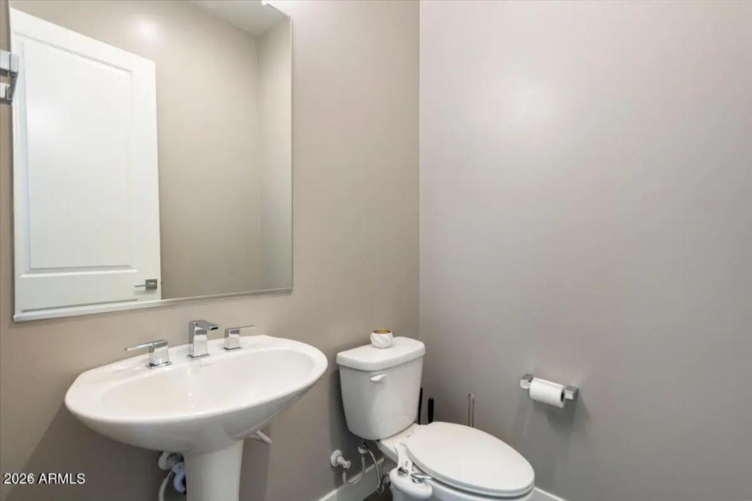 Real Estate Picture 25