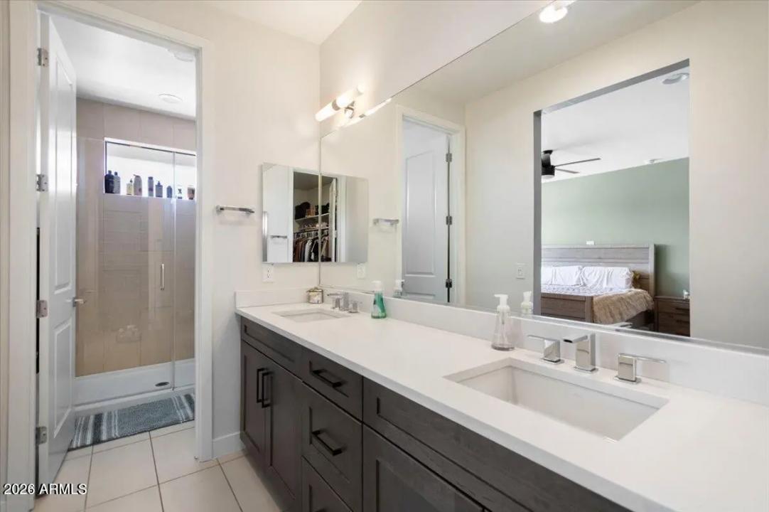 Real Estate Picture 20