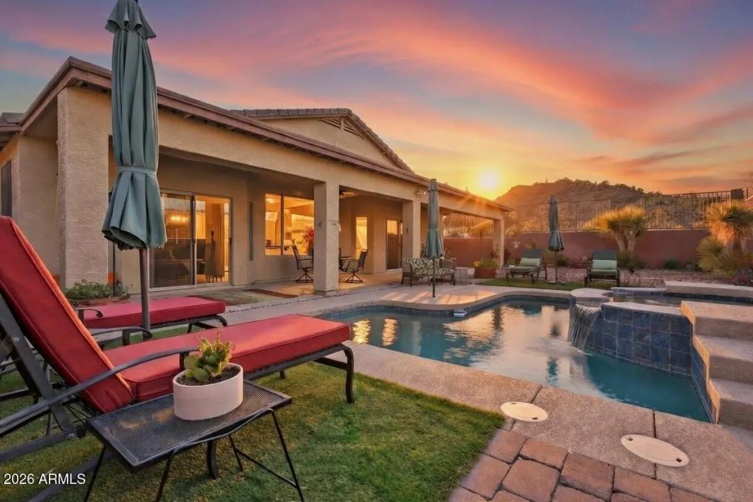 Real Estate Picture 1