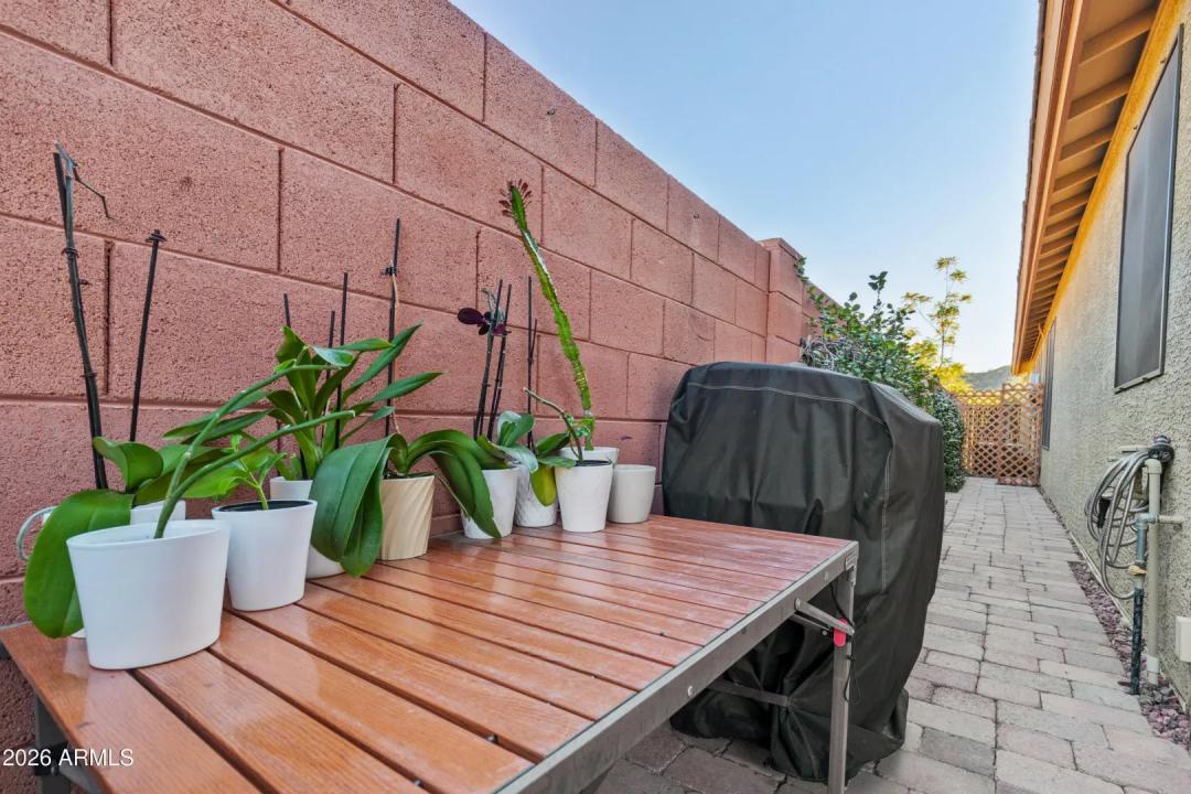 Real Estate Picture 35