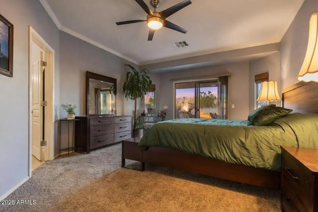 Real Estate Picture 16