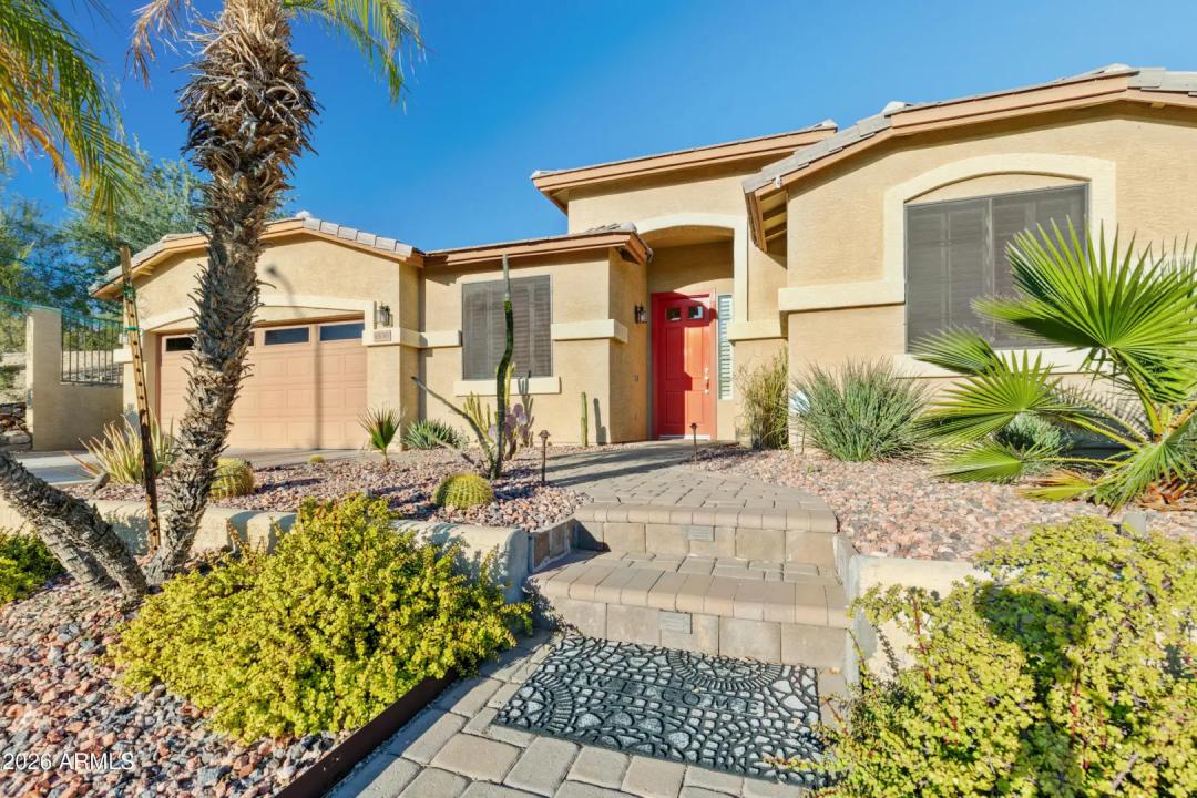 Real Estate Picture 8