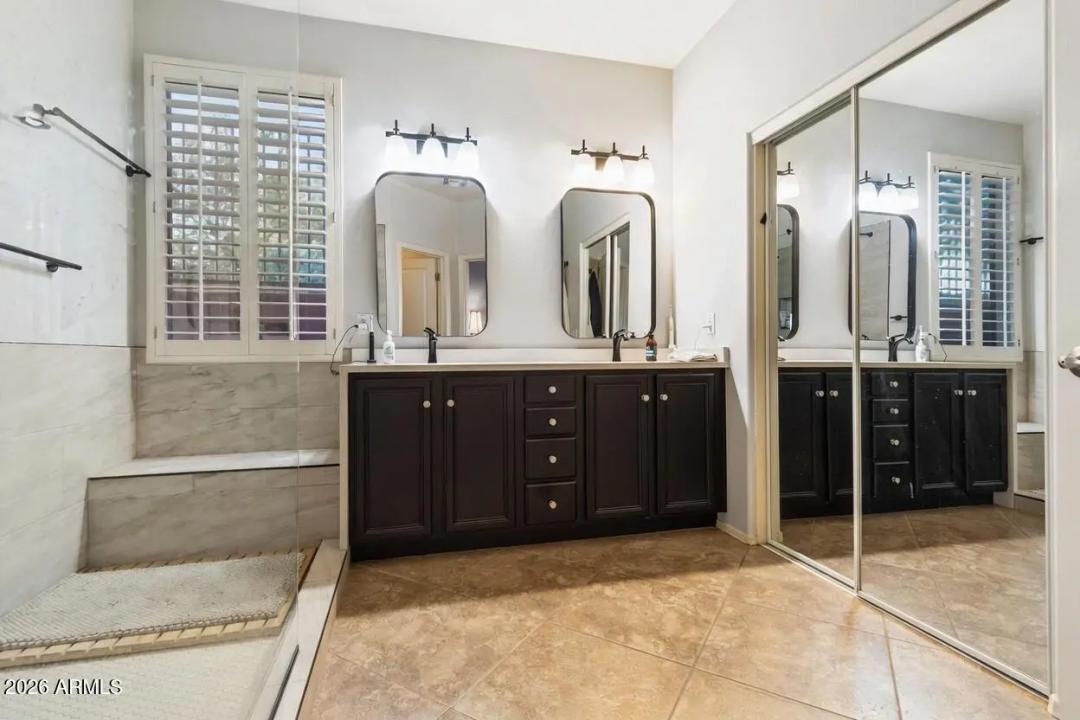 Real Estate Picture 18