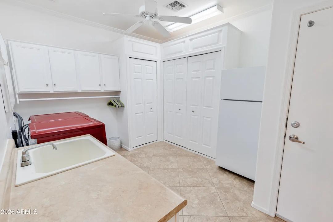 Real Estate Picture 32