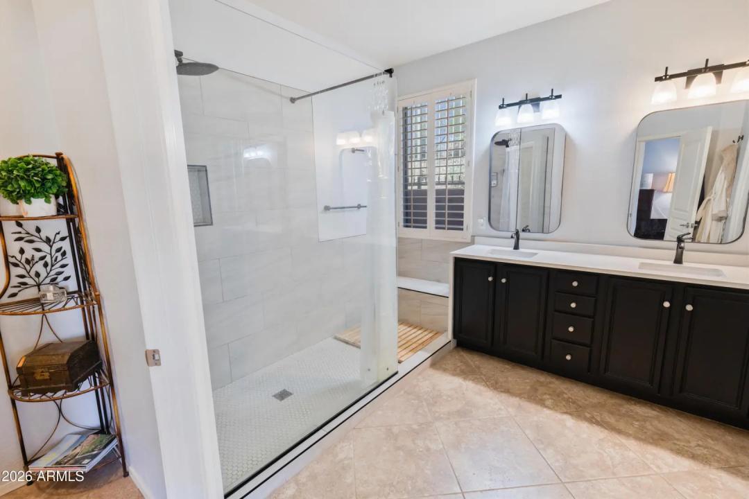 Real Estate Picture 20