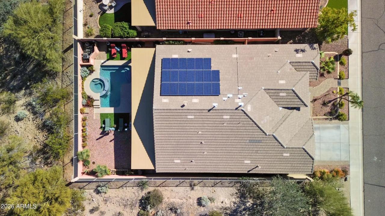 Real Estate Picture 7