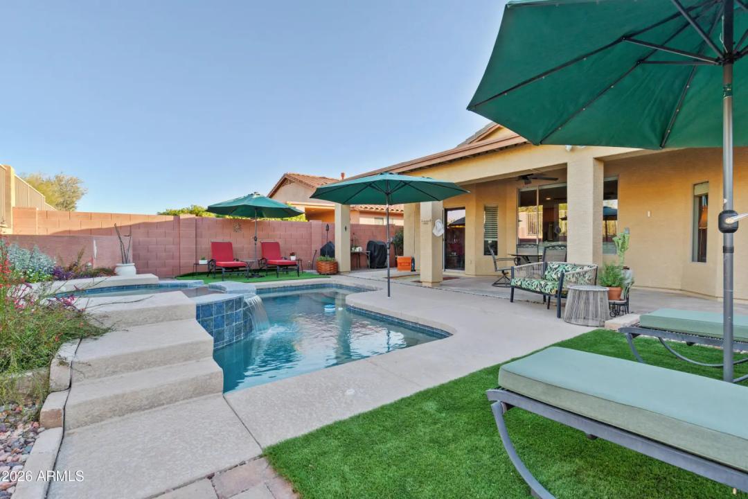 Real Estate Picture 36