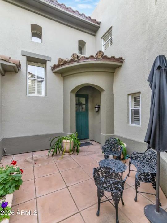 Real Estate Picture 2