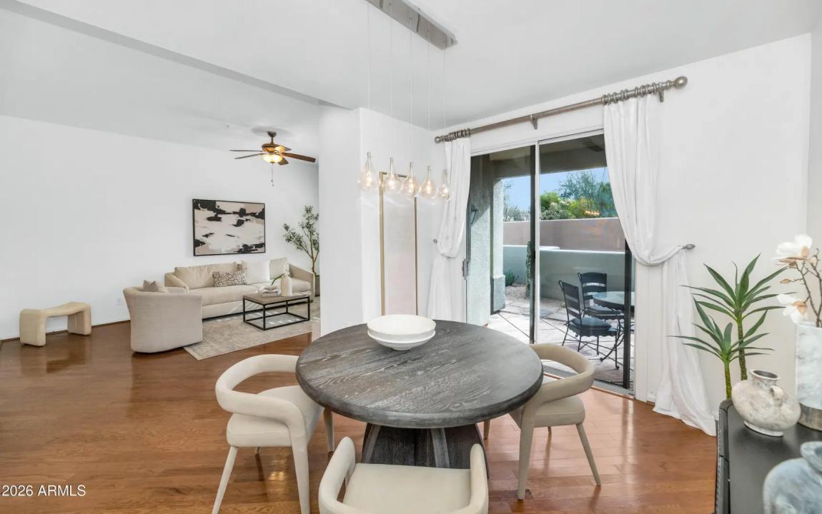 Real Estate Picture 8