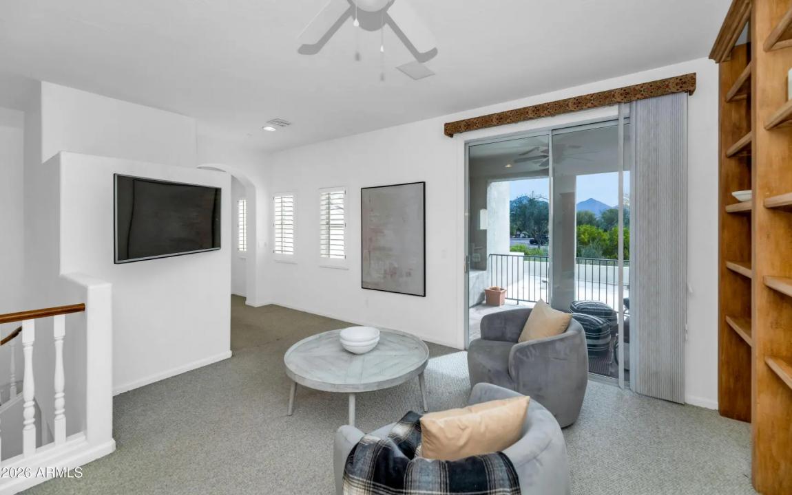 Real Estate Picture 18